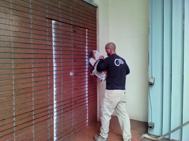 Hand held doorway wall sawing